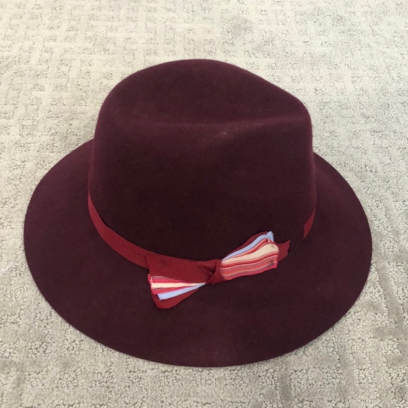 NEW WITH TAGS BCBGeneration Maroon Fedora Hat - Picture 1 of 9